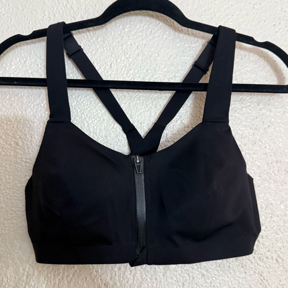 VICTORIAS SECRET INCREDIBLE KNOCKOUT ULTRA MAX SUPPORT 34D SPORTS BRA